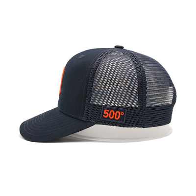 Snapback-pet met gebogen klep en katoenen zweetband