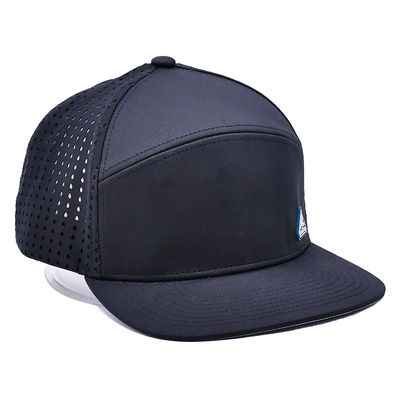 Zwart 6 Panel Trucker Snapback Hoed Structured Construction Custom Rubber Patch Logo Achter 4 Panel Laser Holes