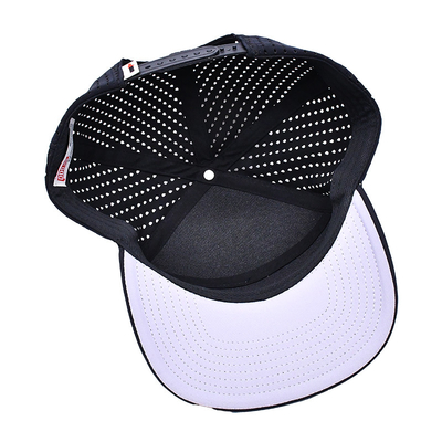 Zwart 6 Panel Trucker Snapback Hoed Structured Construction Custom Rubber Patch Logo Achter 4 Panel Laser Holes