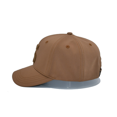 Stijlvolle zes-paneel honkbalpet met gebogen visor en stof-matching stitching polyester en handdoek borduur logo