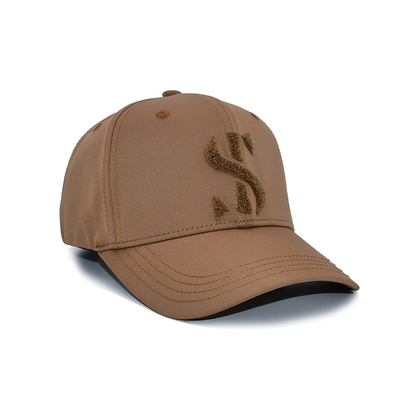 Stijlvolle zes-paneel honkbalpet met gebogen visor en stof-matching stitching polyester en handdoek borduur logo