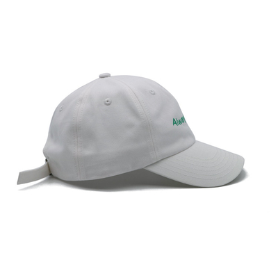 Geborduurde logo 6 panel honkbalpet met verstelbare riem en katoenen stof