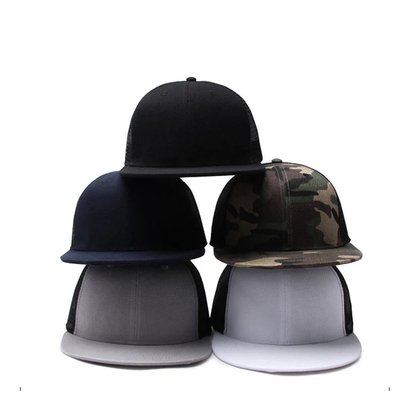 Unisex Mesh Trucker Cap met geborduurd logo en inwendige tape printing