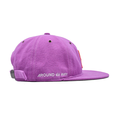 Persoonlijke Pink 6 Panel Snapback Cap met Flat Visor En 3D Borduur Logo