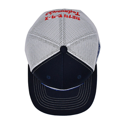 Geconstrueerde profiel trucker cap met plastic snapback en geborduurd logo