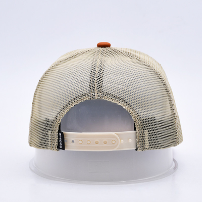 Op maat gemaakte hoge kwaliteit twee-tone 6-paneel trucker cap met een beetje gebogen rand