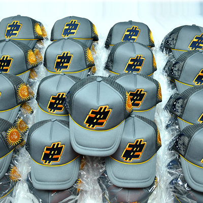 Op maat geborduurde schuim trucker cap hoge kwaliteit 5 panel meah hoeden