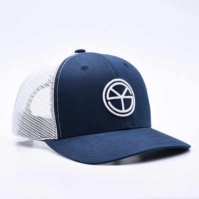BSCI Oem Custom Logo Geborduurd Richardson Trucker Hoed Mesh Snap Back Gorras 6 Panel Trucker Cap