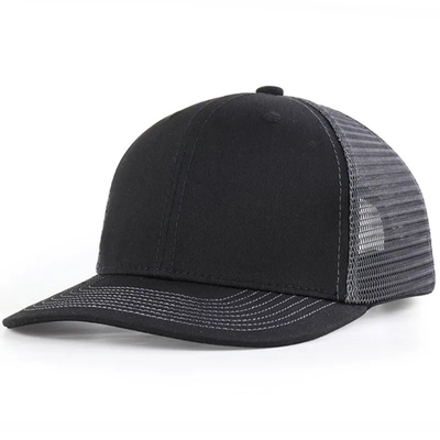 Op maat gemaakte voor gebogen mesh hoed katoenen trucker cap met plastic snapback