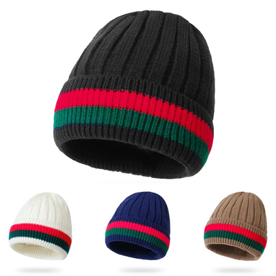 Op maat geborduurde bonnetjehoed Unisex gebreide winter warme pet voor buitenactiviteiten