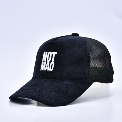 Hoog profiel geborduurde Suede Trucker Cap Custom Logo 5 Panel Mesh Trucker Hoed