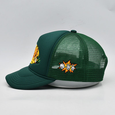 Op maat geborduurd 5 paneel schuim trucker caps hoge kwaliteit touw trucker cap met logo