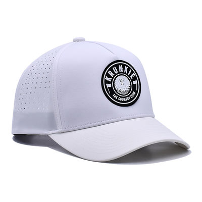 OEM Custom 5 Panel Rubber Pvc Logo Lasergesneden Gat Geperforeerde Sport Performance Dad Hat, Witte Waterdichte UV-bestendige Baseball Cap
