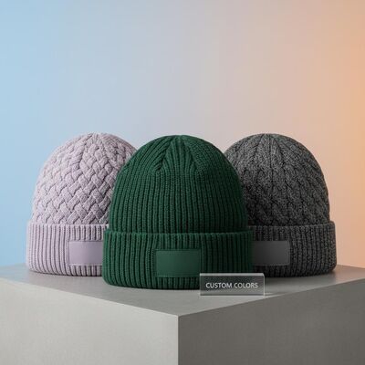 Aanpasbare kleuren Unisex gebreide bonnet met hoed voor volwassenen Omtrek voor de winterwarmte