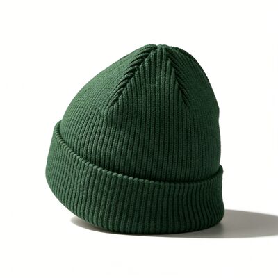 Persoonlijke borduurwerk gebreide bonnet met omtrek van volwassenen en acrylmateriaal voor de winterwarmte