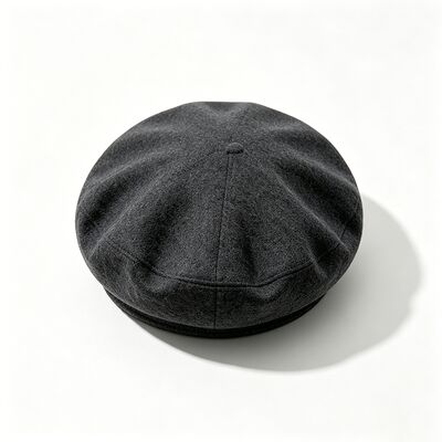 Klassieke donkere grijze baret met vilt gepolstert baret cap wol mengstof voor comfort en duurzaamheid Comfortabele straatkleding dagelijkse hoed