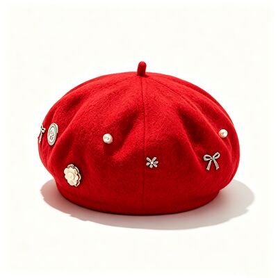 Red Wool Blend Beret with High Durability for All Seasons and Customized Size Casual Winter Beret Cap for Ladies (RWBBB) is een winterberet voor vrouwen.